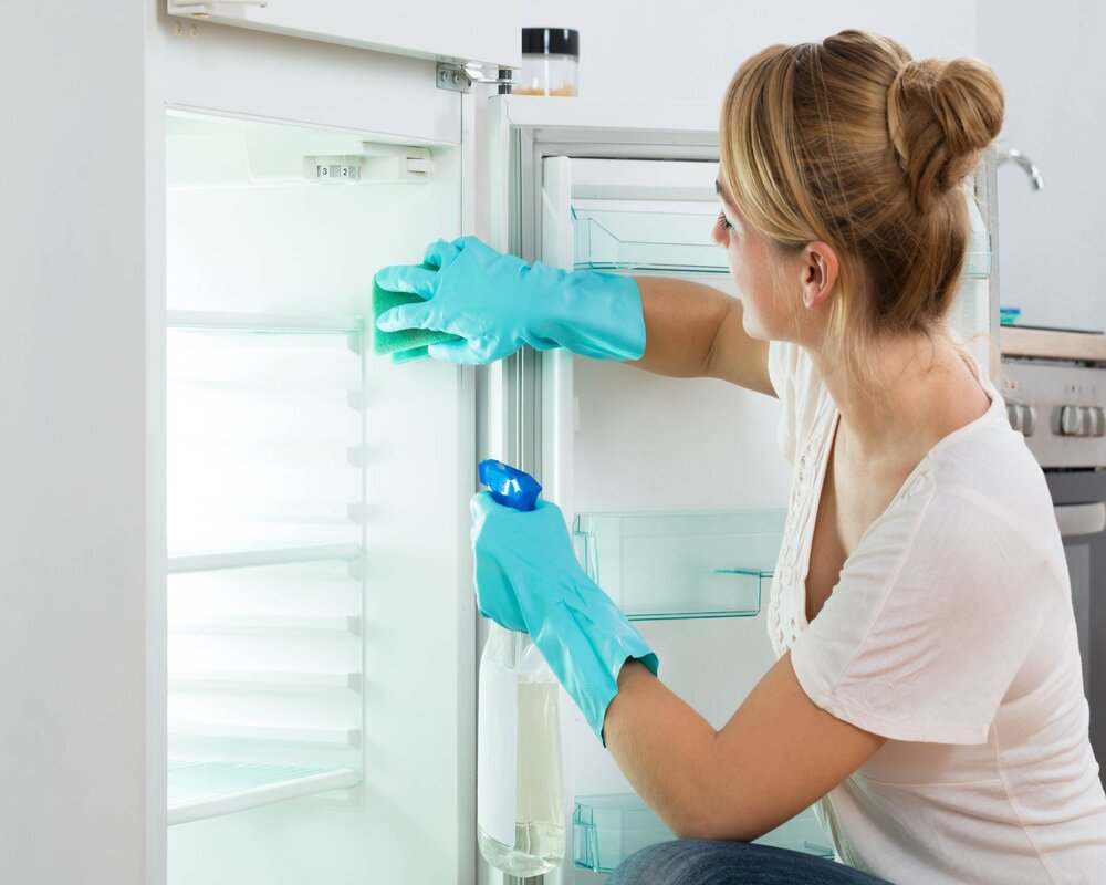 Do cửa tủ lạnh đóng không khít do viền cao su bị hở